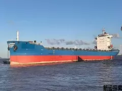 2076TEU集装箱船